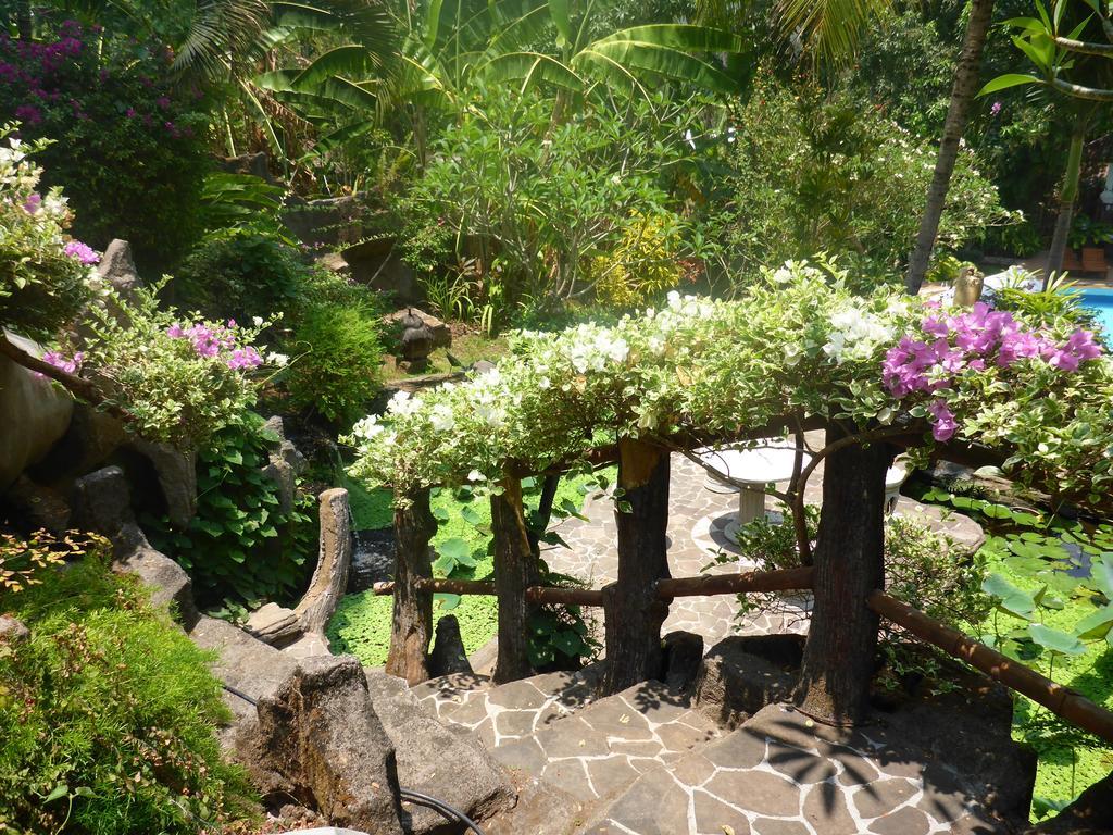 Gunung Paradis Retreat Мундук Экстерьер фото